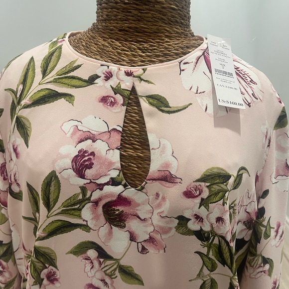 White House Black Market Floral Petal Sleeve Shift Dress Size 2 NWT - Picture 3 of 10